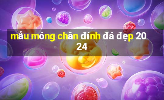 mẫu móng chân đính đá đẹp 2024