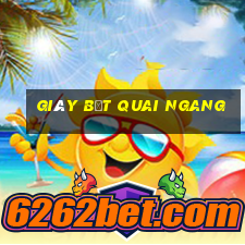 giày bệt quai ngang